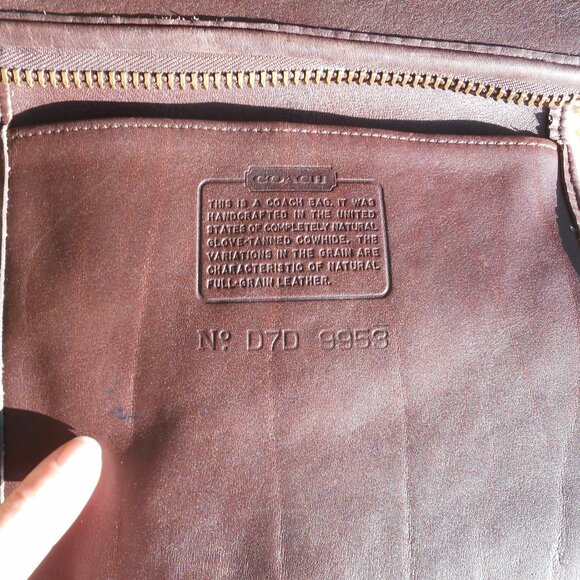 Sold***Vintage Coach 9085 Helen's Legacy  in Mahogany - Picture 11 of 12